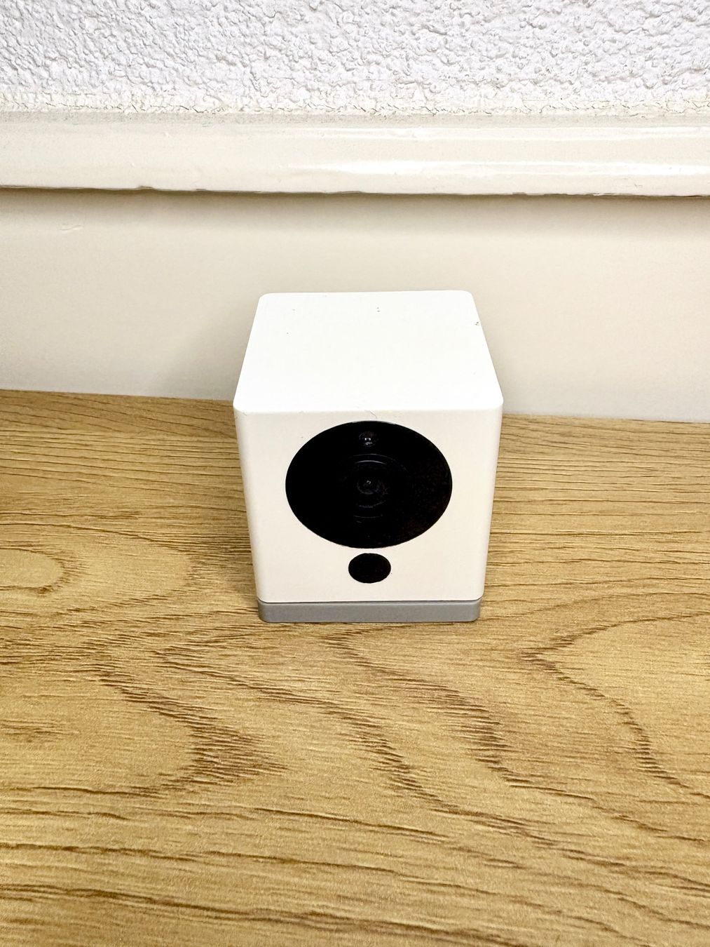 Sistemi d'allarme: Mini WiFi Überwachungscamera Magnetisch-Flex Apple/Android – Usato da Rorschach venduto da Manuel-Zeno