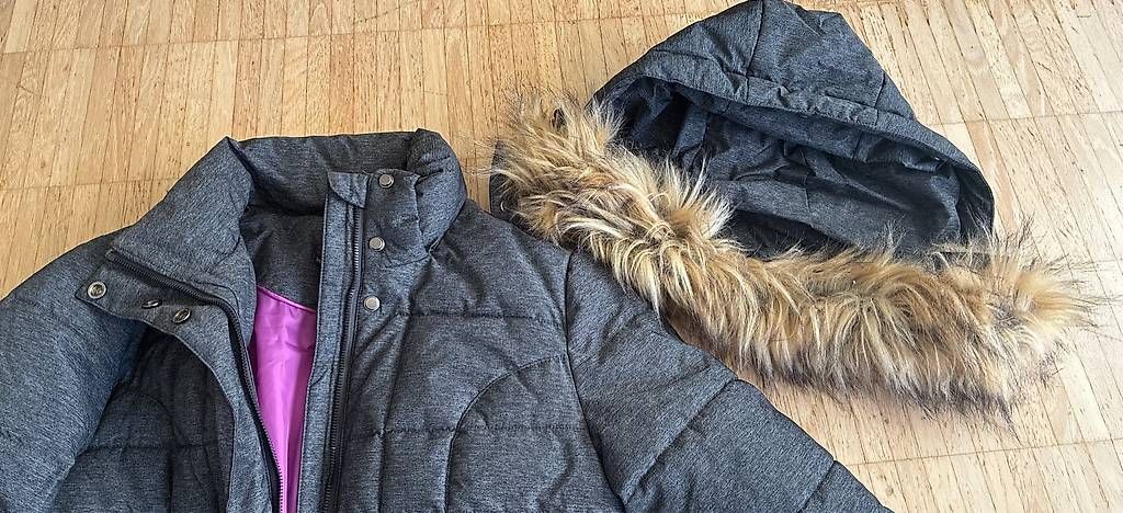 Mäntel: Wintermantel Damen Gr. 36 – Gebraucht aus Uster von Fluma 3