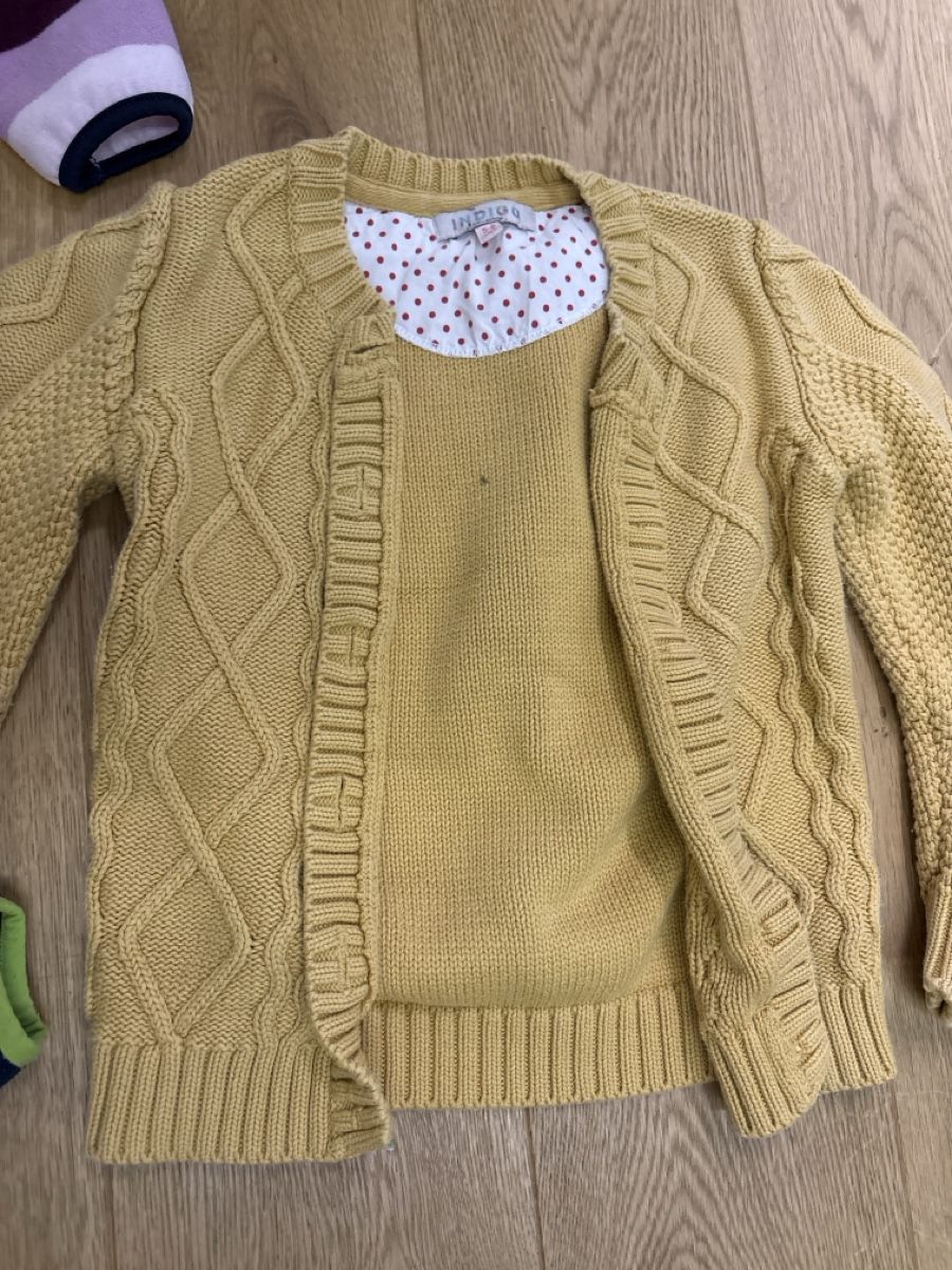 Lotti & Set di vestiti: Mädchen Kleiderpaket Pullover & Fleecejacken Gr. ca. 92 – Usato da Solothurn venduto da Jfk 2