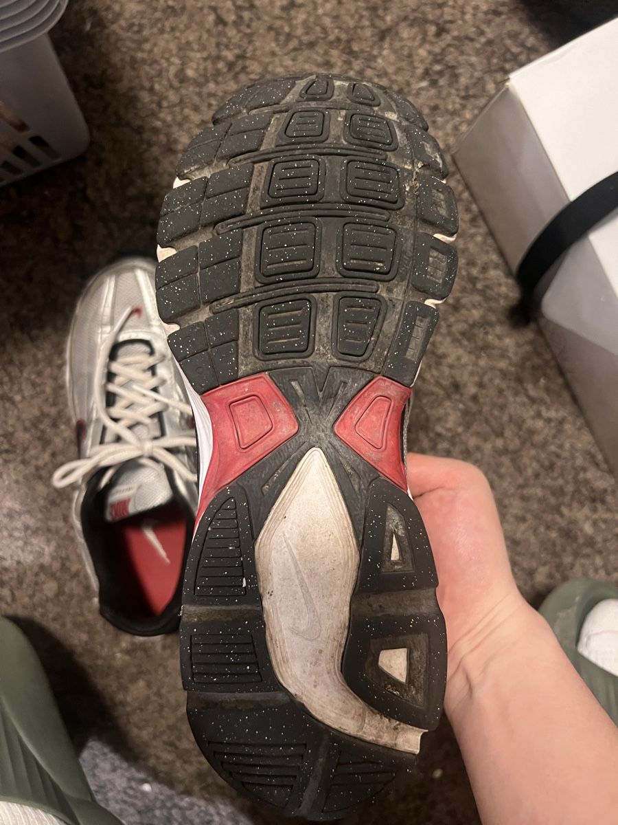 Scarpe da uomo: Nike Shoes  – Usato da Bern venduto da fen_7rn8 2