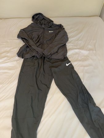 Nike Running Trainingsanzug grau Groesse L