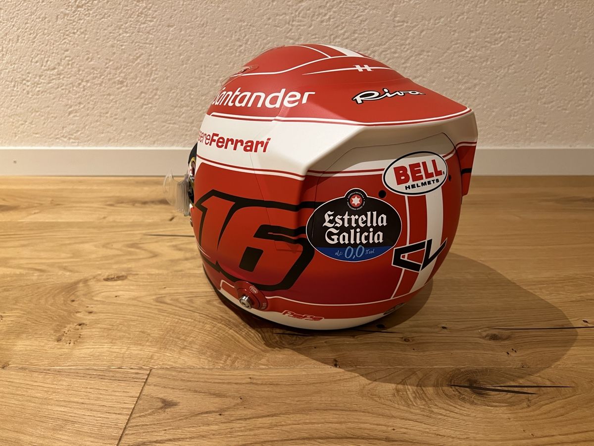 Autografi: Charles Leclerc Ferrari Helm Replica 2022 Formel 1 – Nuovo e nell'imballaggio originale da Zell LU venduto da muelli1508 5