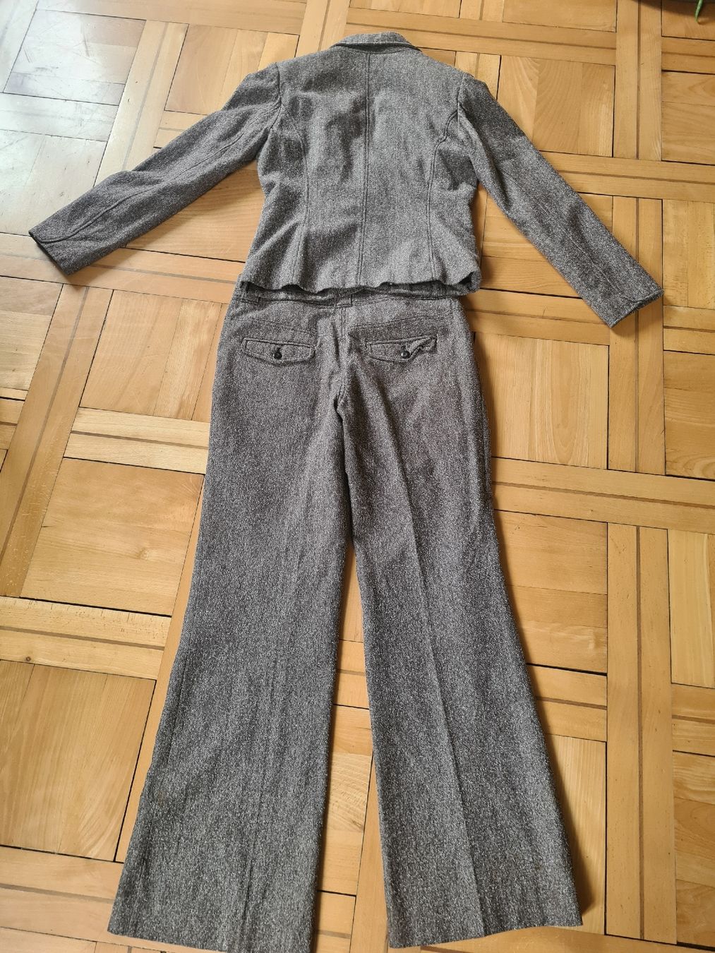 Completi & Tailleur: Hosenanzug – Usato da Luzern venduto da Waldifee 1