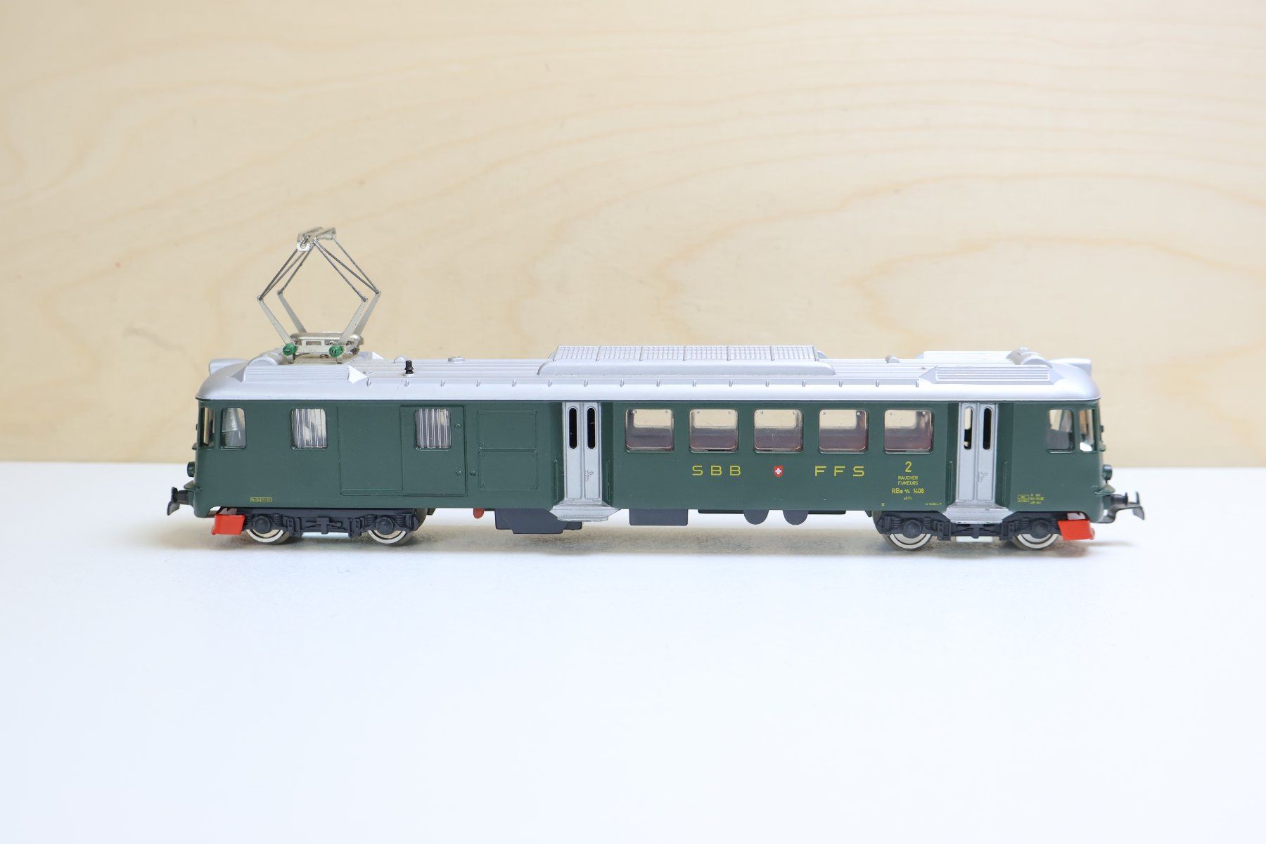 Hag Modellini di ferrovie: HAG SBB Triebwagen RBe 4/4 E-Lok - Digital H0 – Difettoso da Winterthur venduto da Monstera 1