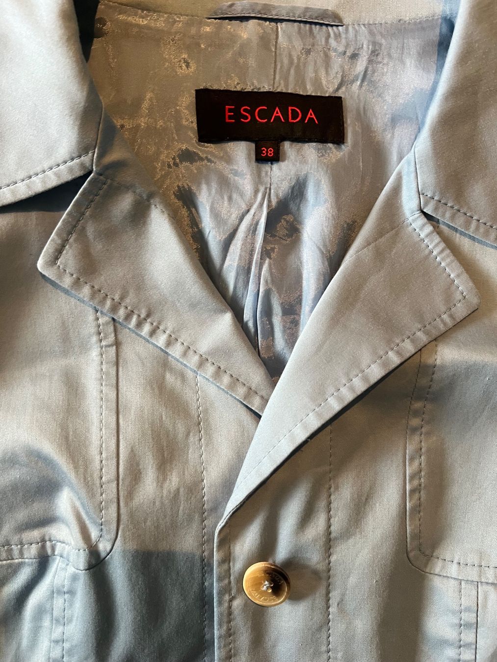 Escada Chemisiers: Escada Blusehemd hellblau – D'occasion à Zürich par sil_wx77 3