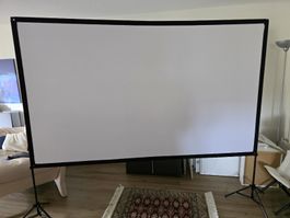 Mobile Projektionsleinwand