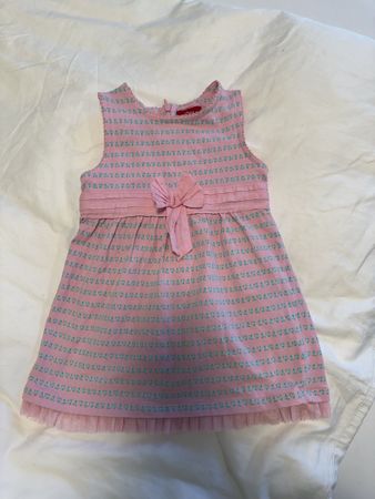 Mädchenkleid s. Oliver Gr. 80 neuwertig!