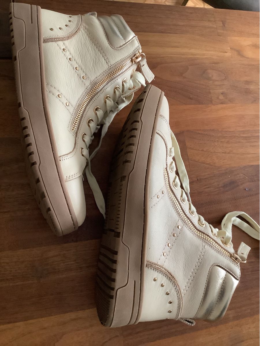 High Damenschuhe: High Sneaker beige Grösse 39 – Neu (gemäss Beschreibung) aus Zürich von Dssg11 2