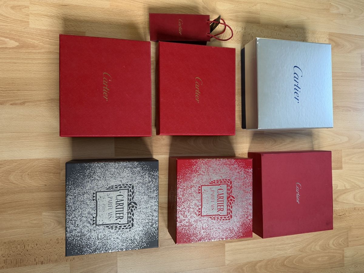 Altro in Decorazioni & Accessori: Boîte Cartier 6 pièces  – Usato da le locle venduto da caryl
