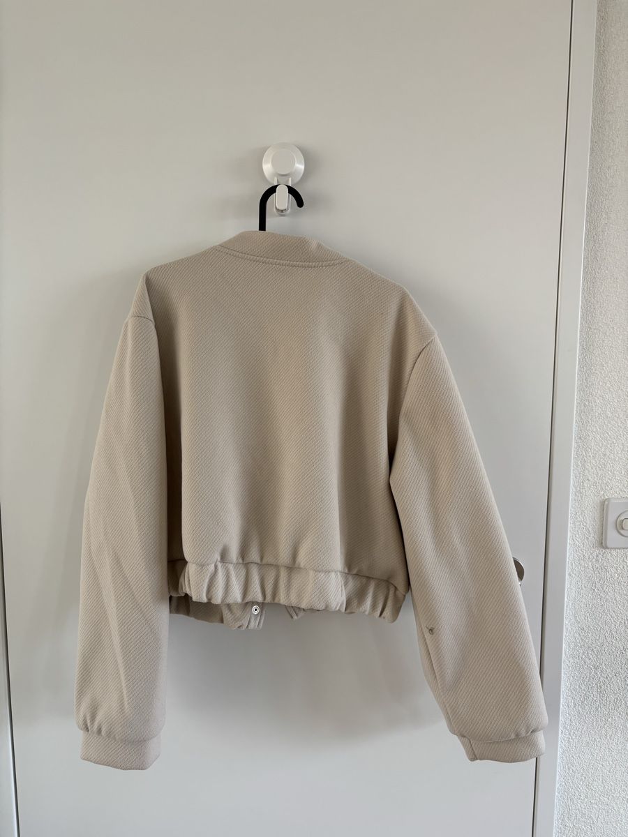 Giacche: Trendige Bomber Jacke – Nuovo (secondo la descrizione) da Glattpark(Opfikon) venduto da rue_9c5p 1