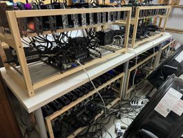 Mining Rigs/Anlage