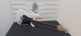 Fender Squier Stratocaster e-gitarre frisch ab service