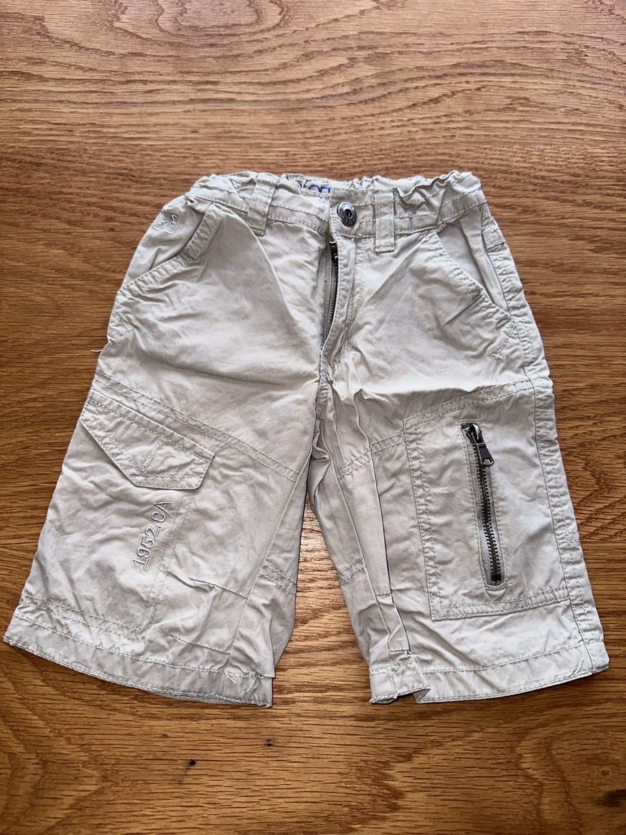 C&A Pantaloni: Gr 104 C&A – Usato da Wettingen venduto da hak_52m8