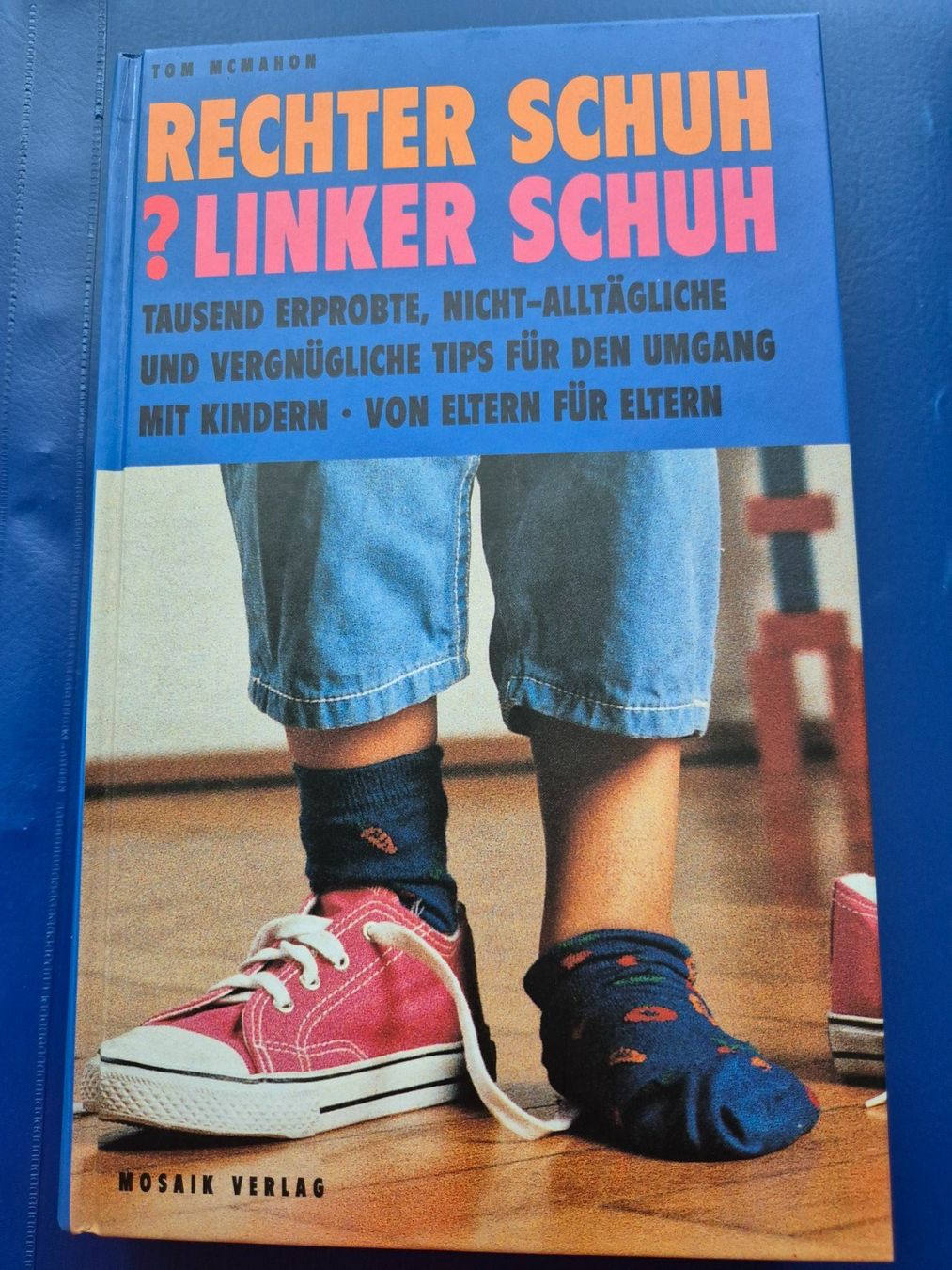 Libri: Buch, Rechter Schuh ? Linker Schuh – Nuovo (secondo la descrizione) da Seewen SZ venduto da SuperpumaDisplayTeam