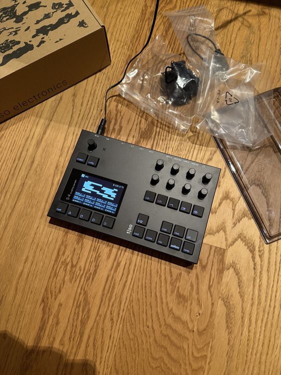 Torso S4 - Sampler (Neu (gemäss Beschreibung)) in Zürich für CHF 699 ...