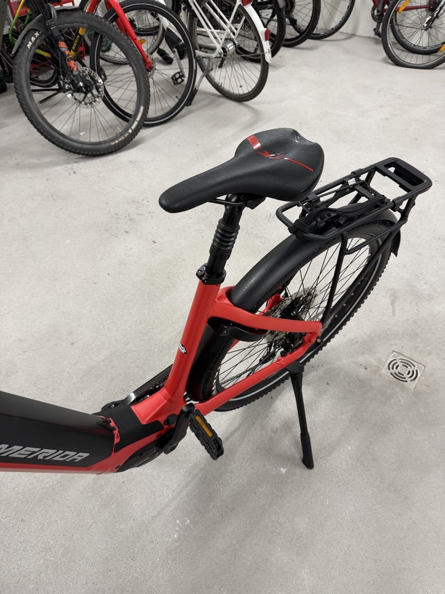 Moustache Biciclette: E-Bike Merida rot  NEU – Nuovo e nell'imballaggio originale da Merlischachen venduto da Joly44 4