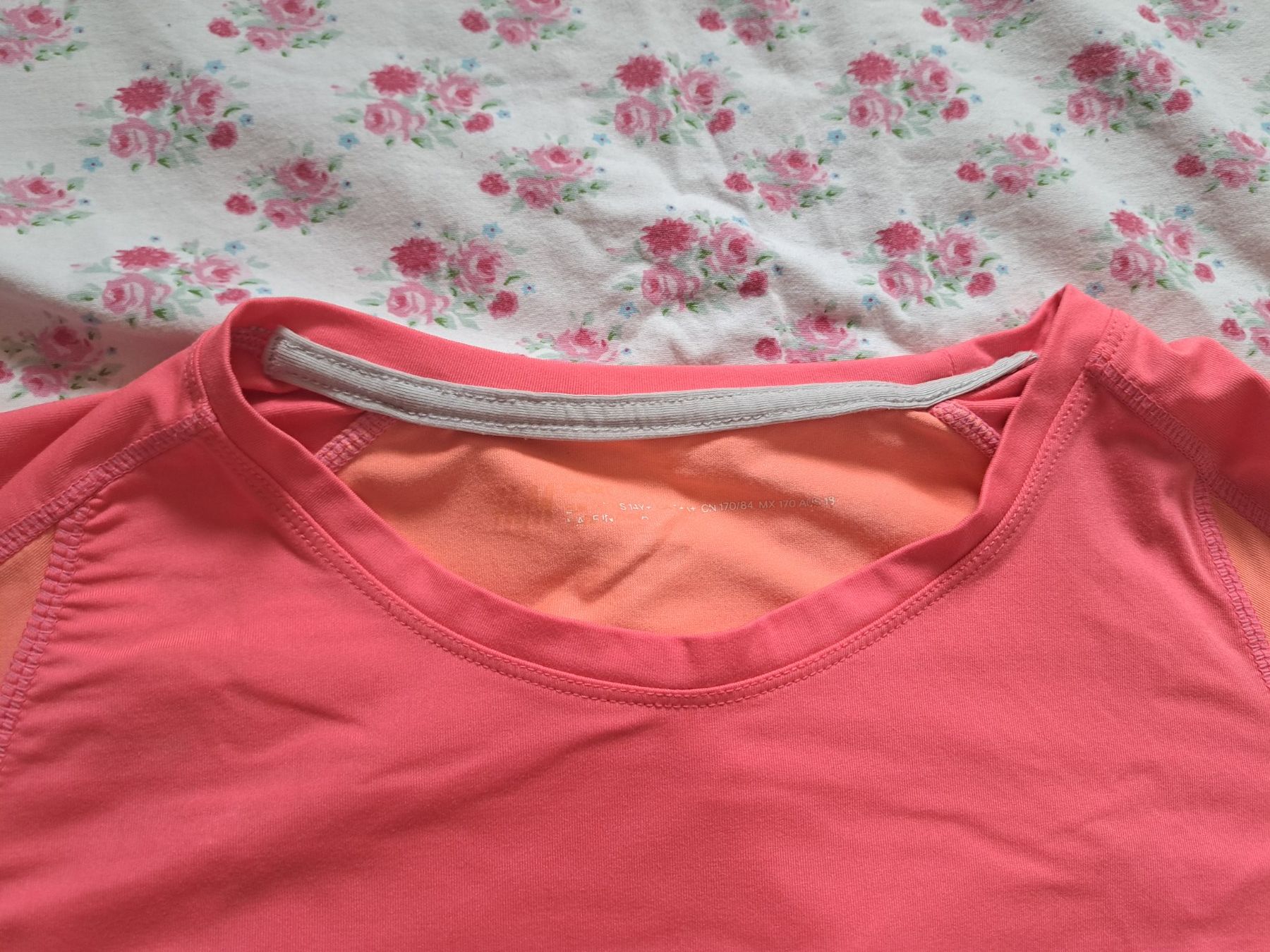 H&M T-shirt: T-Shirt Grösse S Sport – Usato da Zürich venduto da dph_r9t2 4