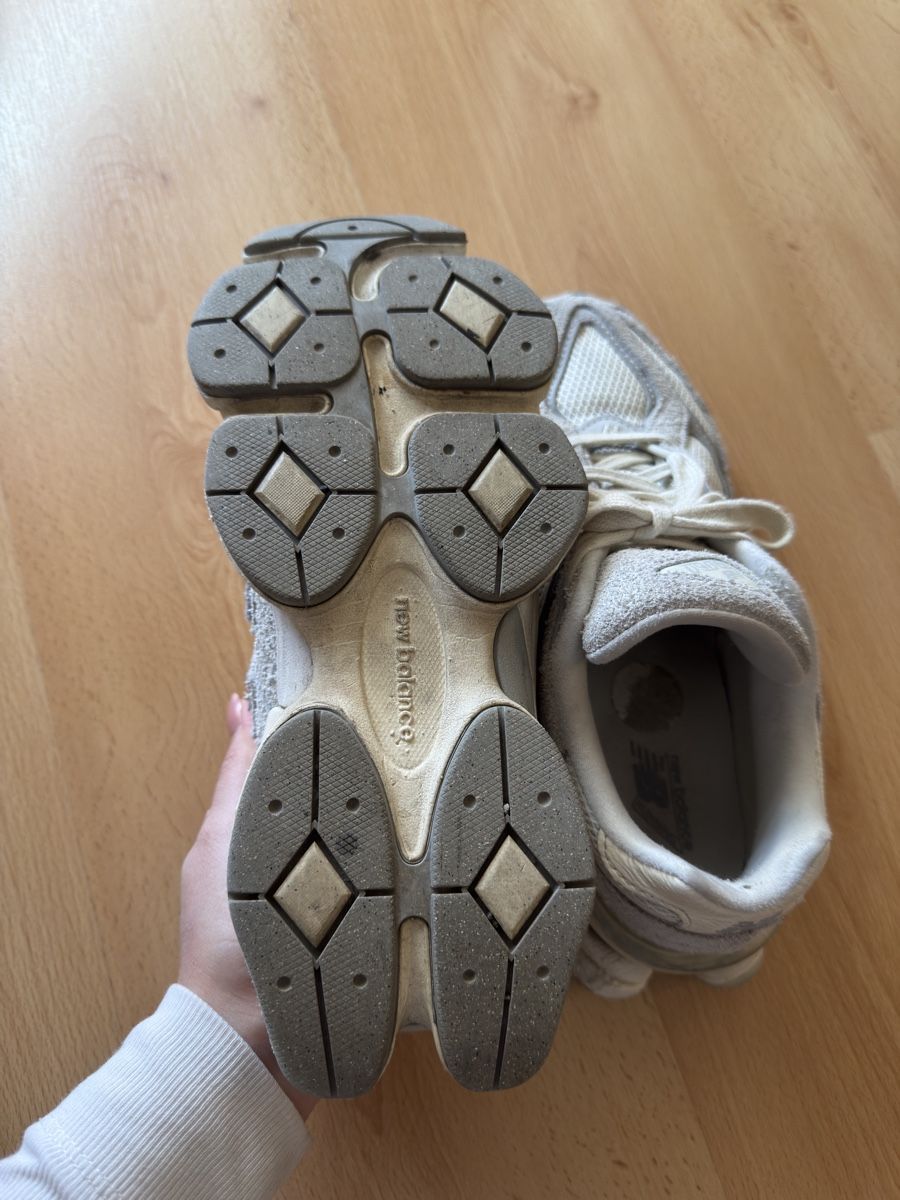 New Balance Scarpe da donna: NEW BALANCE 9060 QUARTZ GREY – Usato da Niederscherli venduto da Sahara__ 1