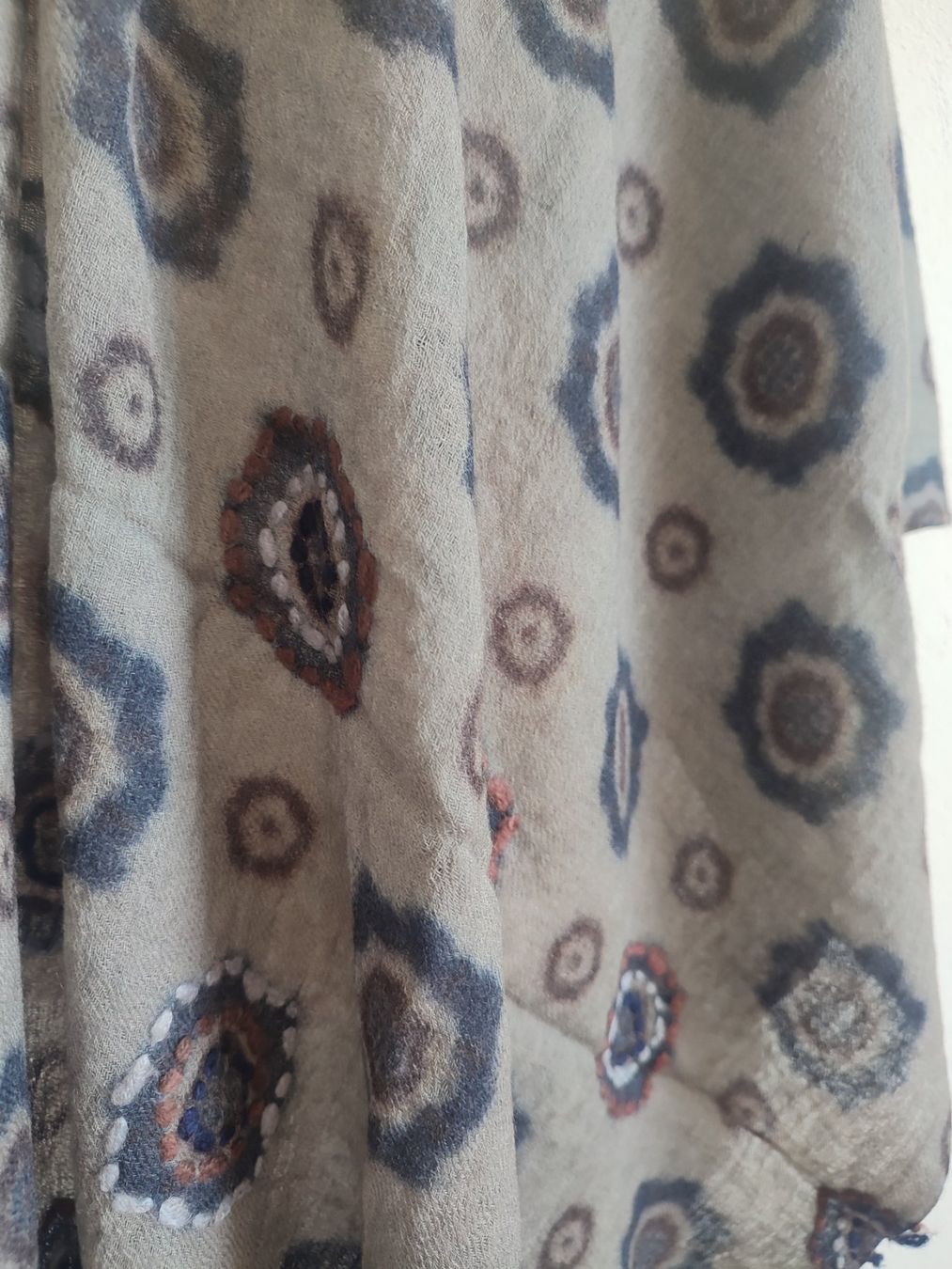Foulard & Sciarpe: Sciarpa in pura lana – Usato da Arzo venduto da Mima70 2