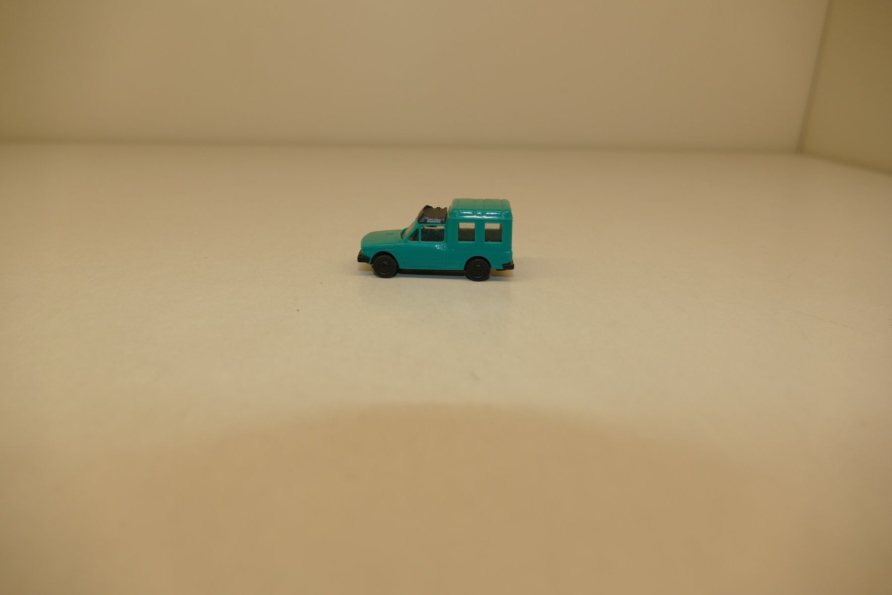 Praliné Modellini d'auto: Praline 1:87: Fiat Florino – Usato da Niederhasli venduto da Flash32 1