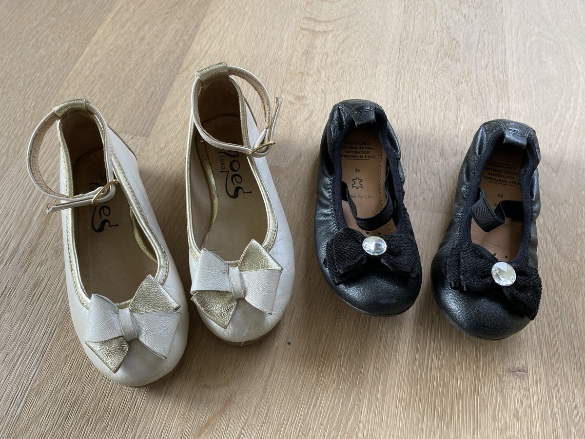 Schuhe für Mädchen: 2 paar Ballerina / Schuhe Gr. 28 – Gebraucht aus Hergiswil NW von mar_js5v