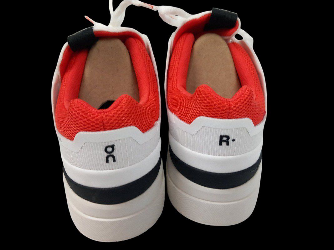 On Scarpe da donna: ON The Roger Spin Damen Grösse 41 – Nuovo (secondo la descrizione) da Hünenberg venduto da Restwert_Zug 2
