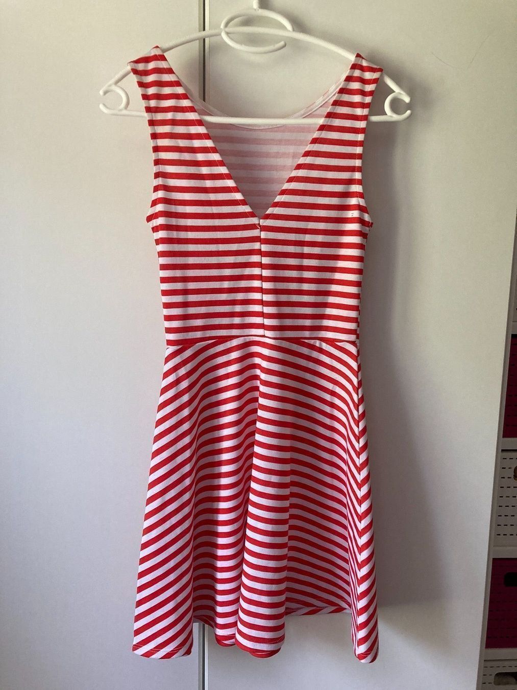 Robes: Gestreiftes Kleid rot-weiss Gr. 34 – D'occasion à Thun par Vans_98 1
