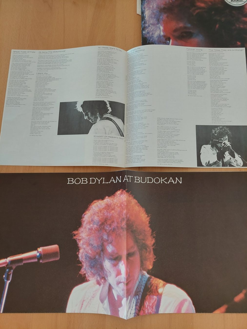 Dischi in vinile: Bob Dylan At Budokan 2 LP Set mit Poster Bookle – Usato da St.Gallen venduto da Tamal0204 5