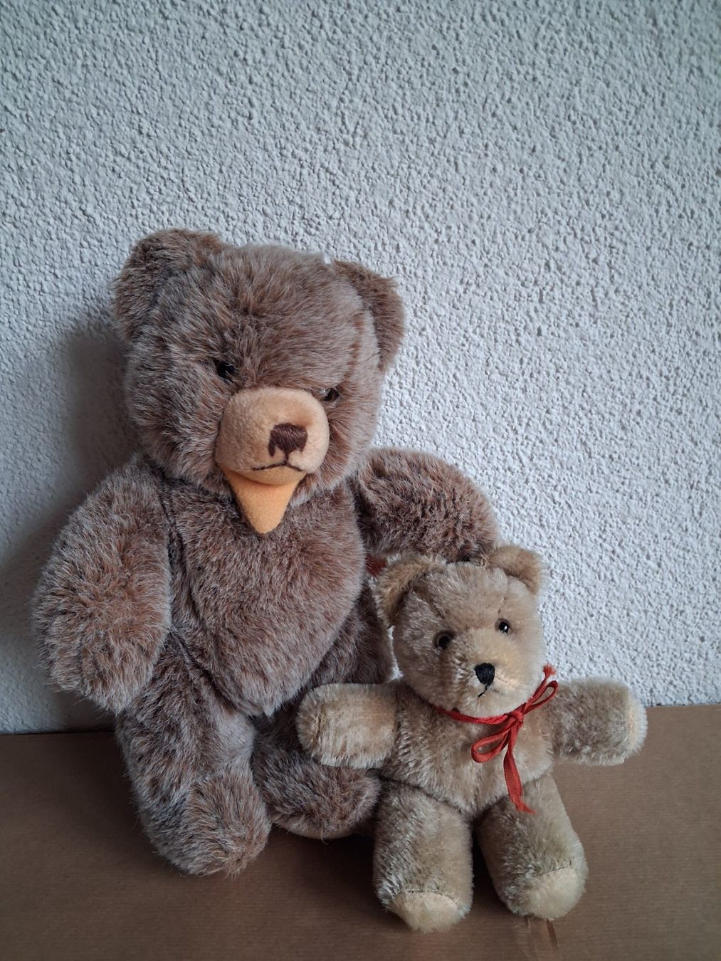 Bambole: b/ 2 tolle Süsse Teddy Bärchen: 1x Hermann Original – Usato da Hagendorn venduto da siwasi3 2