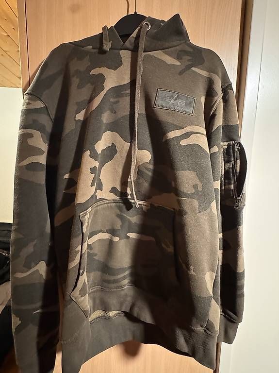 Maglioni & Felpe: Alpha Industries Hoodie  – Usato da Bad Ragaz venduto da mor_d7kw 3