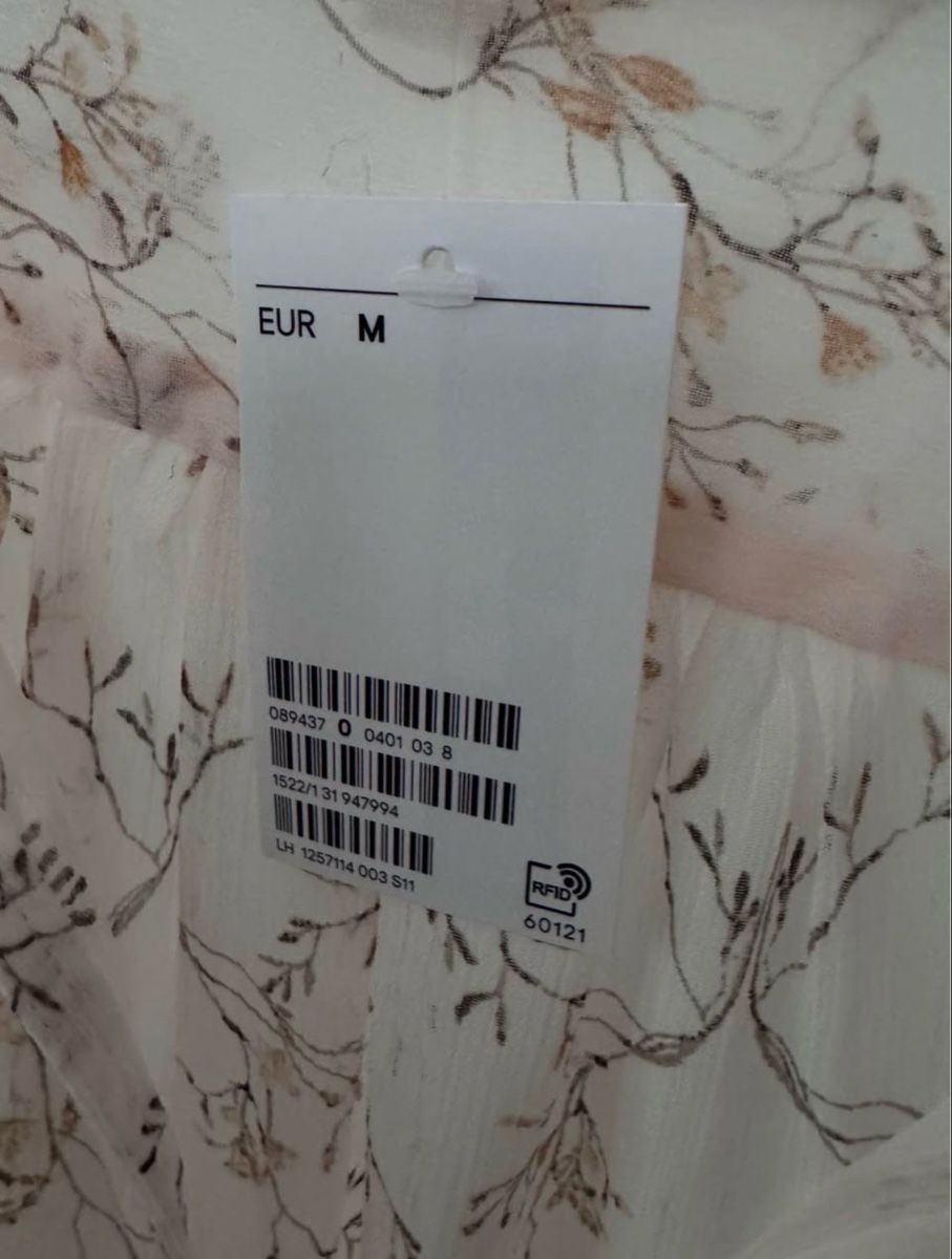 H&M Blusen: Bluse-H&M - NEU! – Neu und originalverpackt aus Sins von sum_lv6d 1