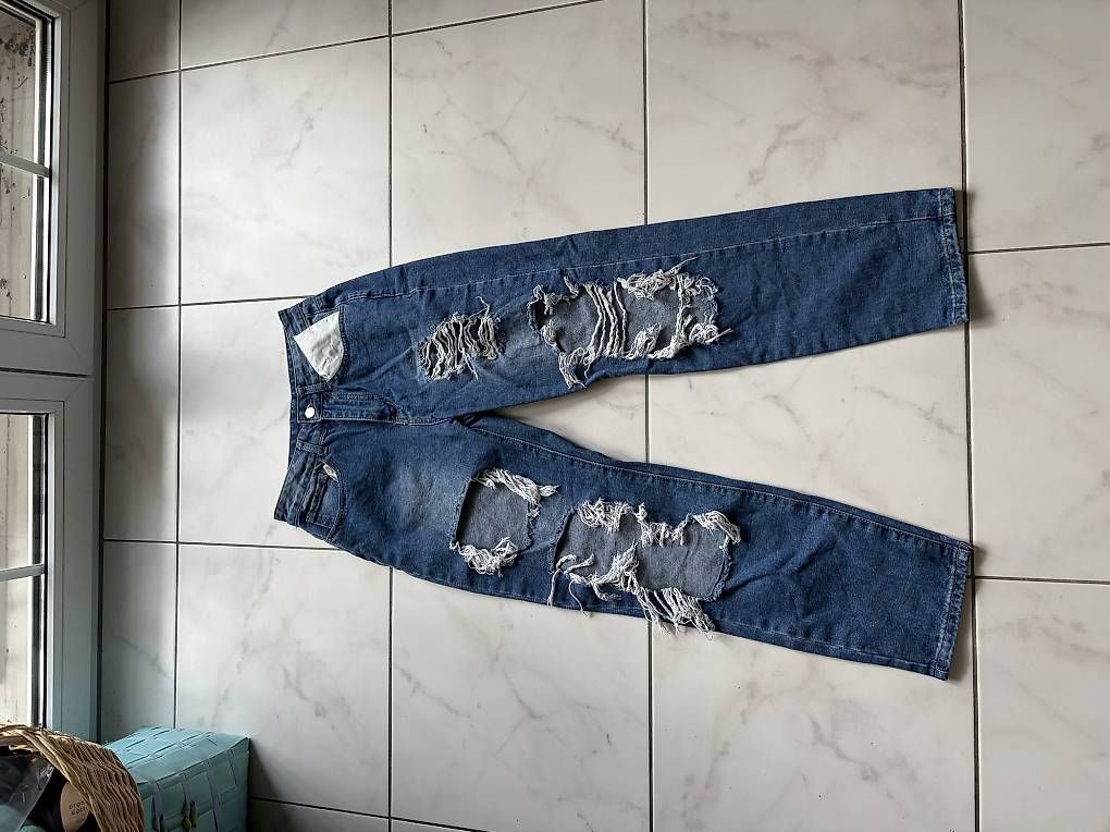 Jeans:  Jeans - SHEIN – Usato da Fahrwangen venduto da ste_v7sm 1