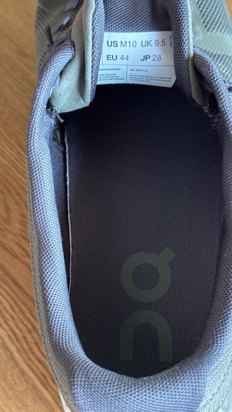 On Herrenschuhe: Neuwertige On Cloud Olive Grösse 44 – Gebraucht aus St. Erhard von secc 1
