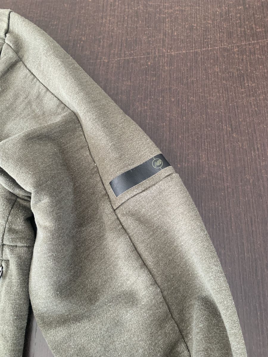 New Balance Pulls & Sweat-shirts: Pull new balance taille M – D'occasion à Domdidier par qatar1973 4