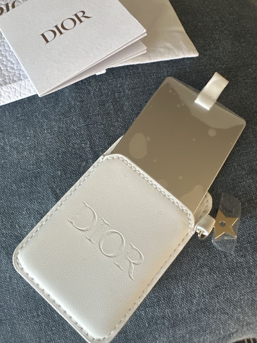 Specchi: Dior Smartphone Spiegel Accessoire  – Nuovo e nell'imballaggio originale da Bassersdorf venduto da Ayumiyamaguchi 1