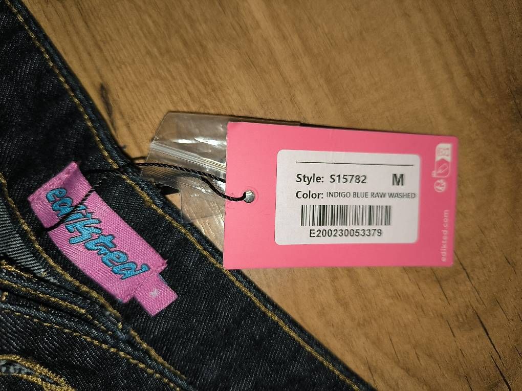 Jeans: Neue Jeans Marke Edikted  – Usato da Bösingen venduto da f.baeriswyl 1