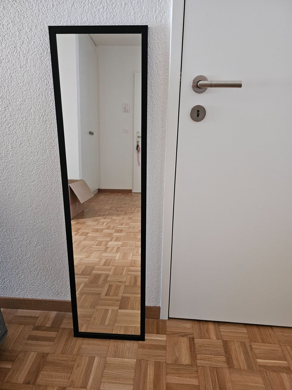 Ikea Specchi: Ikea Spiegel neu schwarz – Usato da Adliswil venduto da Superbuy