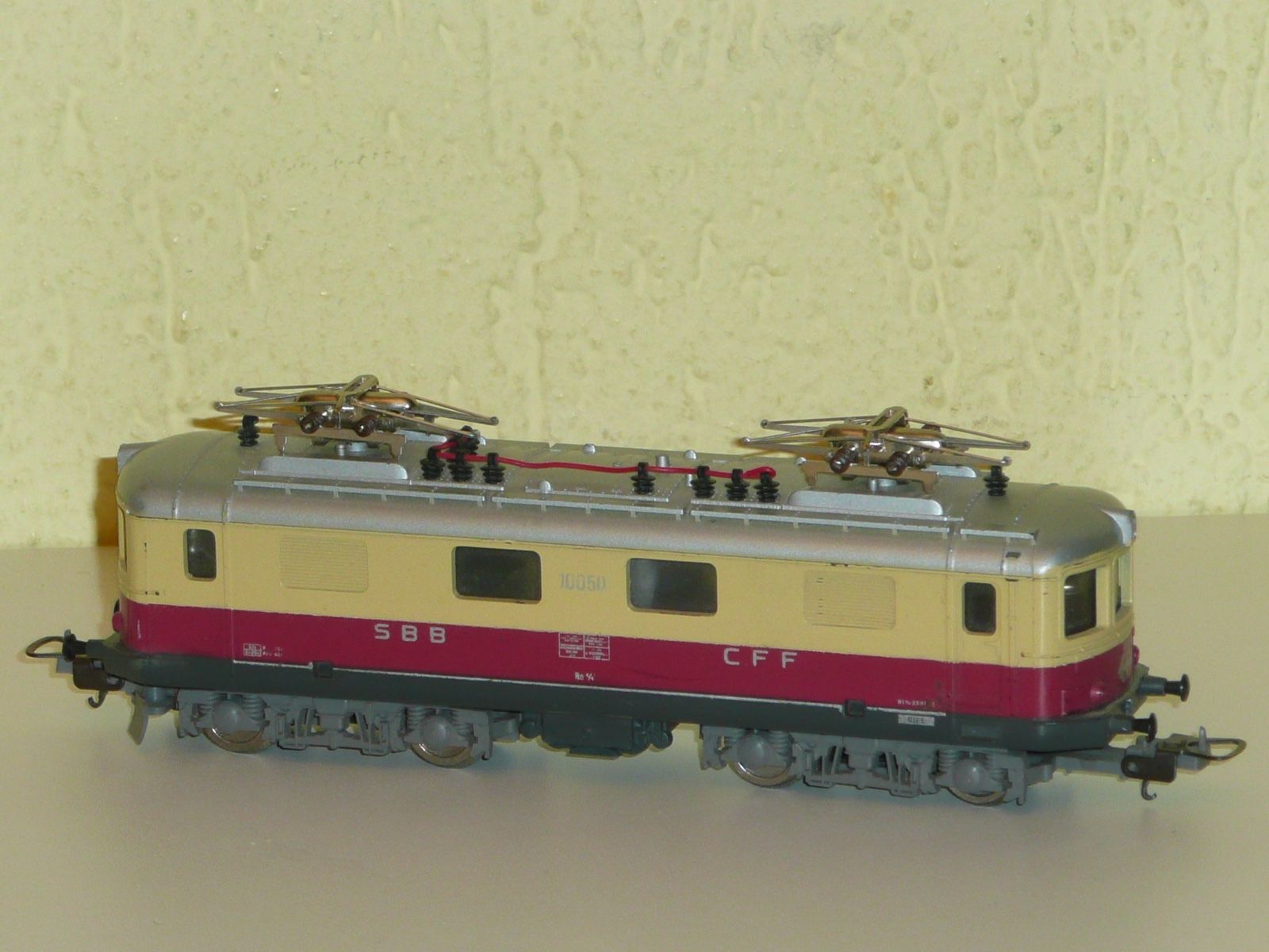 Lima Modellini di ferrovie: Lima HO " SBB E-Lok 10050 " – Usato da Kriens venduto da Taurus12 2