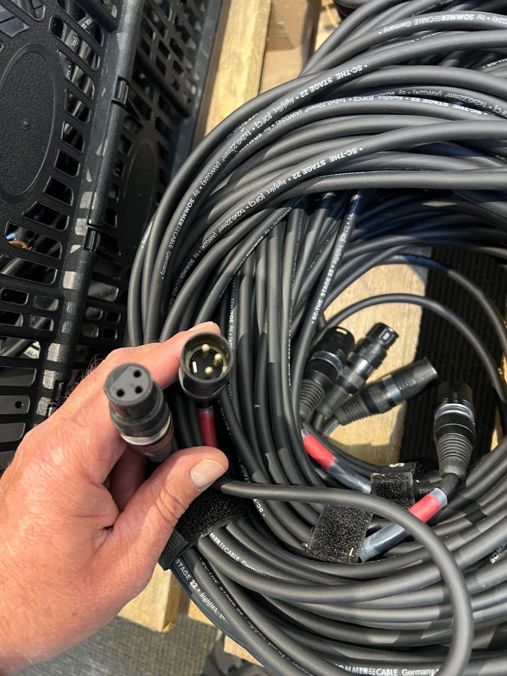 Kabel: 024 Grosser Posten diverse Audiokabel – Gebraucht aus Wangen an der Aare von TBYN 5