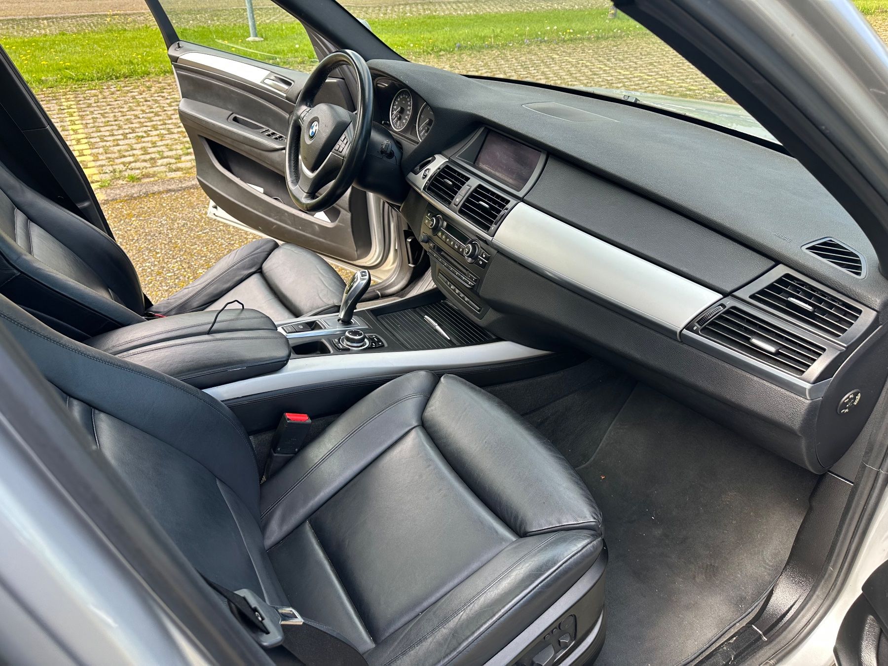 BMW Automobili: Frisch Ab MFK BMW X5 x Driver 40 d – Usato da St.Gallen venduto da maxi1979 8