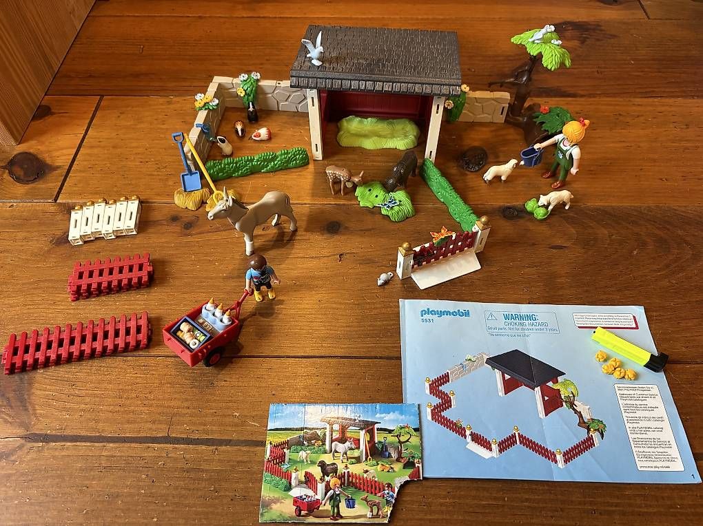 Giocattoli: Playmobil - centre de convalescence pour animaux  – Usato da Les Pontins venduto da galaud