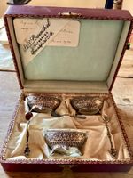 Drei Salz-/Pfeffergefässe, Silber, in Original-Box