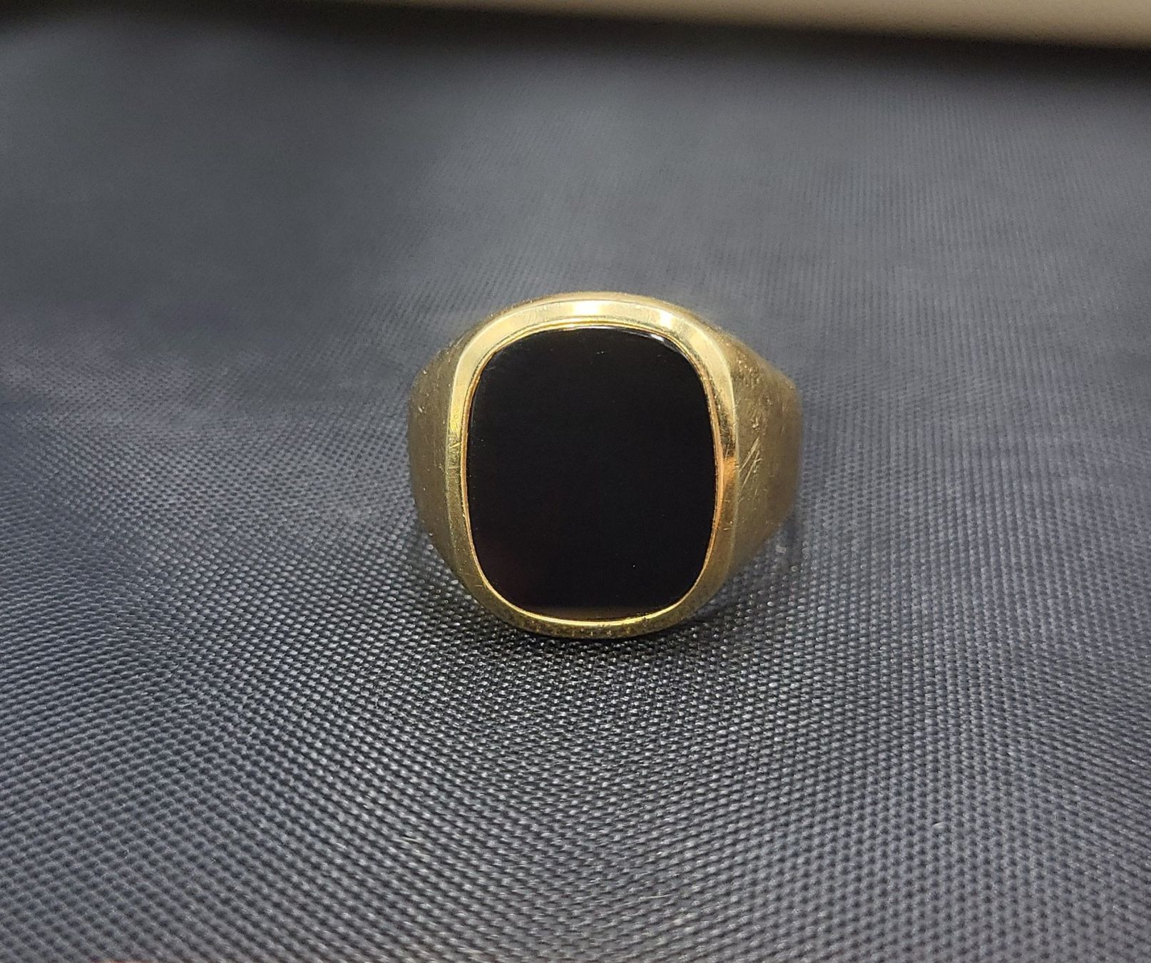 Anelli: Gold 585 Siegelring Mit  Onyx – Usato da Wald ZH venduto da Dasilver