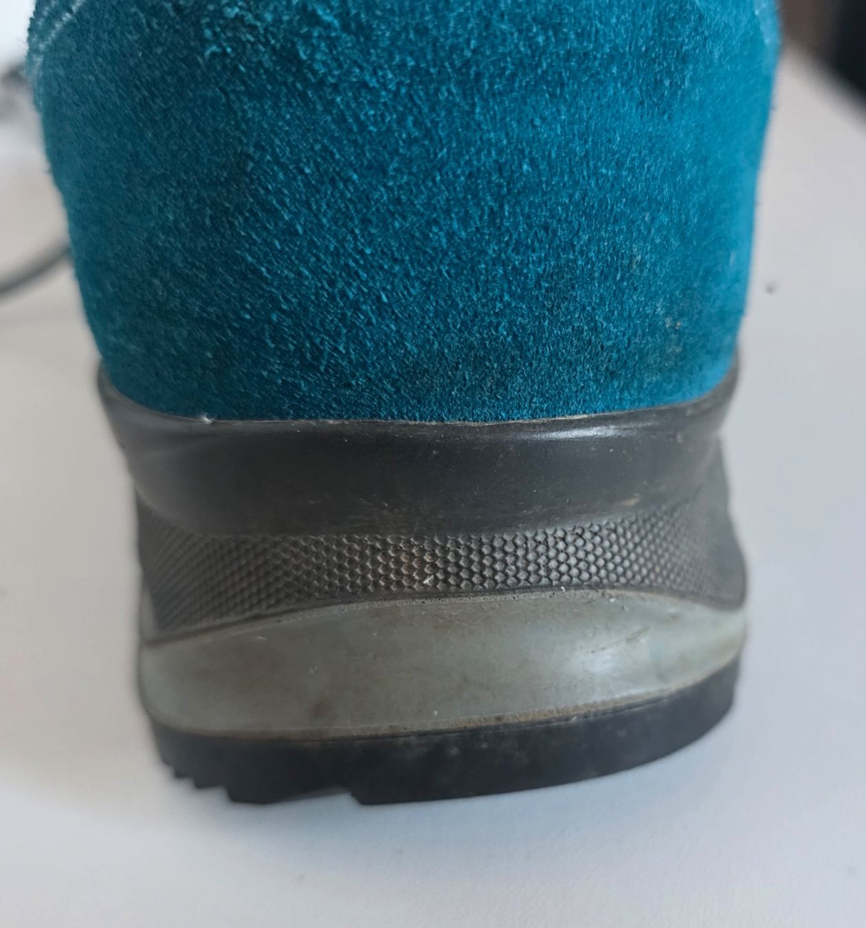 Lowa Chaussures femmes: Lowa Wanderschuhe Gr. 39 Gore-tex – D'occasion à Feldis/Veulden par vademecum 8