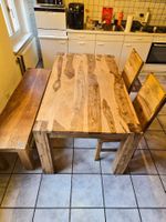 Superbe table en bois massif et 2 bancs, style rustique 🪵