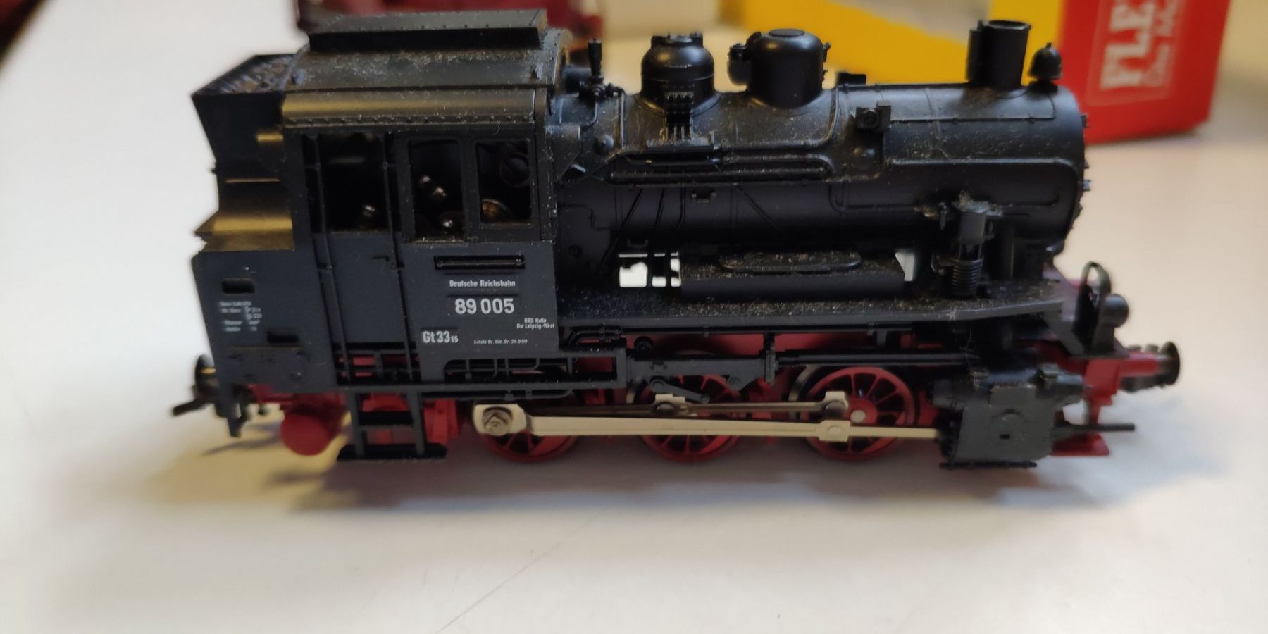 Fleischmann Modellini di ferrovie: Fleischmann HO Lok 89005 schwarz – Usato da Schaffhausen venduto da ABW-Trading