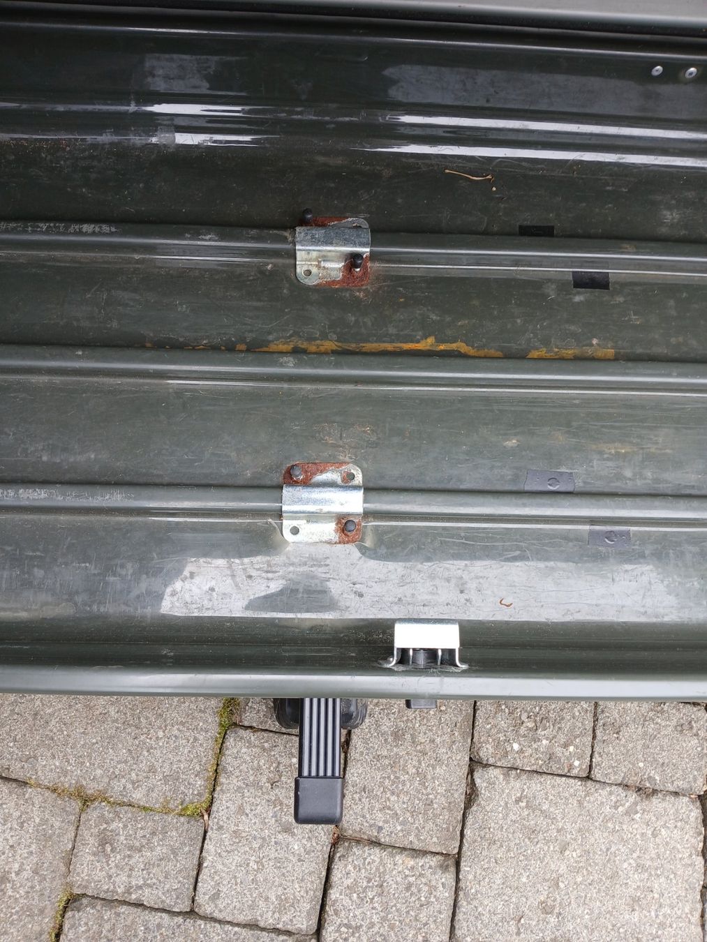 Box da tetto: Dachbox ca. 230 L, Quergestänge ca. 130cm – Usato da Hinwil venduto da Unglaubliche-Treffer 7