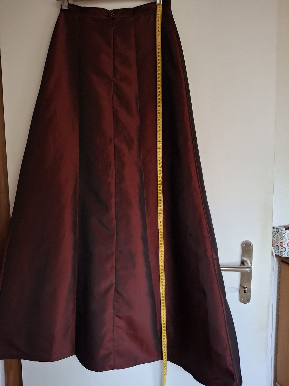 Vestiti: Bordeaux-rotes Abendkleid, 3-teilig – Usato da Zürich venduto da wildflower26 2