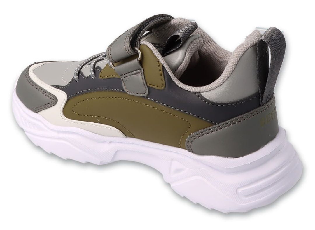 Scarpe per ragazzi: SPORTSCHUHE - Gr. 28 ; NEU! – Nuovo e nell'imballaggio originale da Flumenthal venduto da Krajan 2