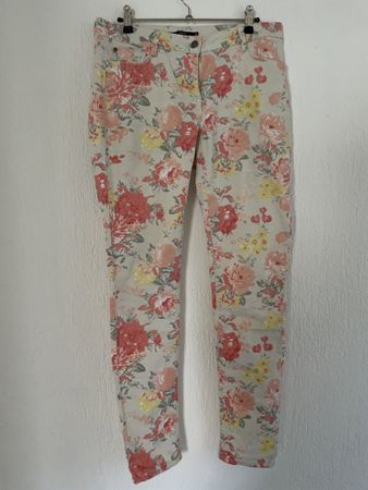 Zero Damen Sommer- Herbstjeans Blumen Gr. 38 Lieblingsteil